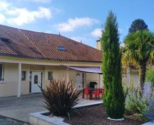 France Limousin Compreignac vacation rental compare prices direct by owner 26720291