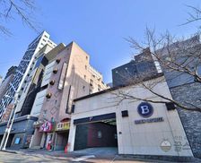 South Korea Gyeonggi-do Suwon vacation rental compare prices direct by owner 35776185