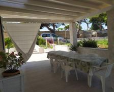 Italy Apulia Baia Di Gallipoli vacation rental compare prices direct by owner 7286009