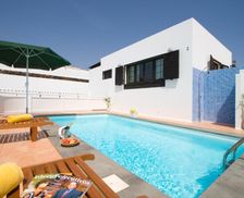 Spain Las Palmas Puerto del Carmen vacation rental compare prices direct by owner 4305369