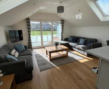 United Kingdom Cornwall Mylor Bridge vacation rental compare prices direct by owner 36007647