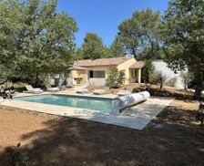 France Provence-Alpes-Côte d'Azur Saint-Maximin-la-Sainte-Baume vacation rental compare prices direct by owner 35005578