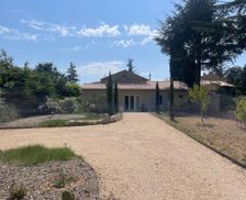 France Vaucluse Saint-Saturnin-lès-Apt vacation rental compare prices direct by owner 29077925