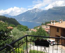 Italy Lombardy Tremosine Sul Garda vacation rental compare prices direct by owner 35913772