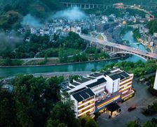 China Hunan Fenghuang County vacation rental compare prices direct by owner 35745932