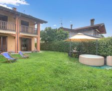 Italy Lombardy Ispra vacation rental compare prices direct by owner 14262247