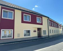 Austria Upper Austria Schwertberg vacation rental compare prices direct by owner 35153399