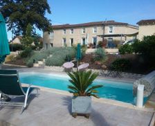 France Deux-Sèvres Le Busseau vacation rental compare prices direct by owner 13925870