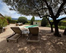 France Provence-Alpes-Côte d'Azur Cucuron vacation rental compare prices direct by owner 4300734