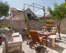 Croatia Dalmatien Omiš vacation rental compare prices direct by owner 3934237