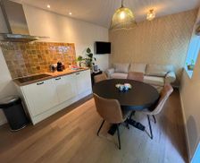 Netherlands Zuid-Holland De Zilk vacation rental compare prices direct by owner 35696193