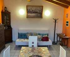 Italy Lombardy Monticelli Brusati vacation rental compare prices direct by owner 35540929