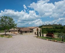 Italy Tuscany Monteriggioni vacation rental compare prices direct by owner 36509783