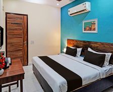 India Haryana Gurgaon vacation rental compare prices direct by owner 16370474