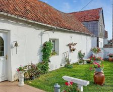 France Nord-Pas-de-Calais Longvilliers vacation rental compare prices direct by owner 29993421