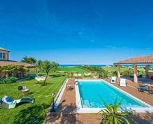 Italy Riviera Delle Coline San Costanzo vacation rental compare prices direct by owner 33239212