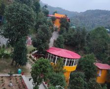 India Uttarakhand Mukteshwar vacation rental compare prices direct by owner 26836201