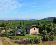 Italy Tuscany Gaiole in Chianti vacation rental compare prices direct by owner 15858527