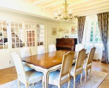 France Centre Neuville-aux-Bois vacation rental compare prices direct by owner 14906674