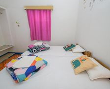 India Madhya Pradesh Khajurāho vacation rental compare prices direct by owner 36264321