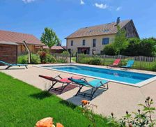 France Franche-Comté Saint-Laurent-du-Jura vacation rental compare prices direct by owner 14473820