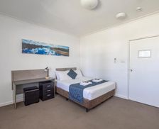 Australia Queensland Ingham vacation rental compare prices direct by owner 27711400