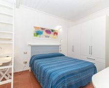 Italy Sardinia Santa Teresa di Gallura vacation rental compare prices direct by owner 33483017