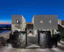 Greece Santorini Foinikiá vacation rental compare prices direct by owner 35611107