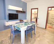 Italy Apulia Mattinata vacation rental compare prices direct by owner 36374445