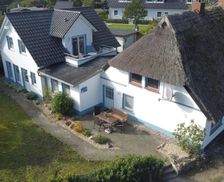 Germany Mecklenburg-West Pomerania Mönchgut vacation rental compare prices direct by owner 11700600