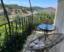 Croatia Solta Island Maslinica vacation rental compare prices direct by owner 11933185