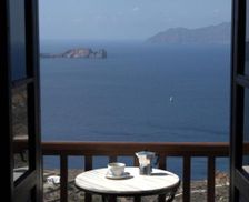 Greece Milos Plaka Milou vacation rental compare prices direct by owner 28247710