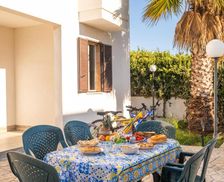 Italy Apulia Porto Cesareo vacation rental compare prices direct by owner 33698529