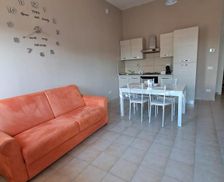 Italy Lazio Fiumicino vacation rental compare prices direct by owner 35940381