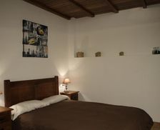 Spain Andalucía Júzcar vacation rental compare prices direct by owner 7928307