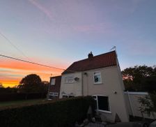 United Kingdom Suffolk Flixton vacation rental compare prices direct by owner 14539594