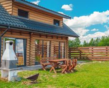 Poland Warmia-Masuria Zalesie vacation rental compare prices direct by owner 13848656