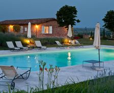 Italy Tuscany Foiano della Chiana vacation rental compare prices direct by owner 14540712