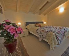 Italy Lombardy Fonteno vacation rental compare prices direct by owner 36252940