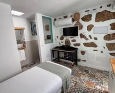 Spain Tenerife Granadilla de Abona vacation rental compare prices direct by owner 36256169