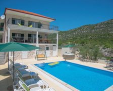 Croatia Split-Dalmatia Zagvozd vacation rental compare prices direct by owner 6249100