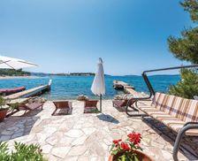 Croatia Sibenik-Knin Brodarica vacation rental compare prices direct by owner 4290253