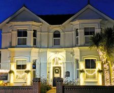 United Kingdom Isle of Wight Shanklin vacation rental compare prices direct by owner 4890914