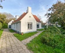 Netherlands Noord-Holland Bergen aan Zee vacation rental compare prices direct by owner 33699504