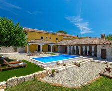 Croatia Istria Porec vacation rental compare prices direct by owner 33697374