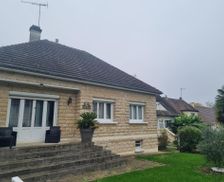 France Picardy Neuilly-sous-Clermont vacation rental compare prices direct by owner 26080473