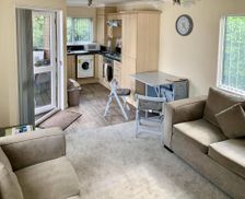 United Kingdom Norfolk Hopton-on-Sea, Great Yarmouth vacation rental compare prices direct by owner 24863972