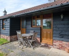 United Kingdom Essex St Osyth vacation rental compare prices direct by owner 9340280