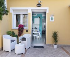 Italy Emilia-Romagna Rimini vacation rental compare prices direct by owner 16027801