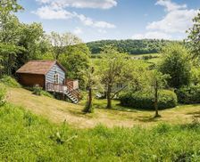 United Kingdom Gloucestershire Slad, near Stroud vacation rental compare prices direct by owner 10363546